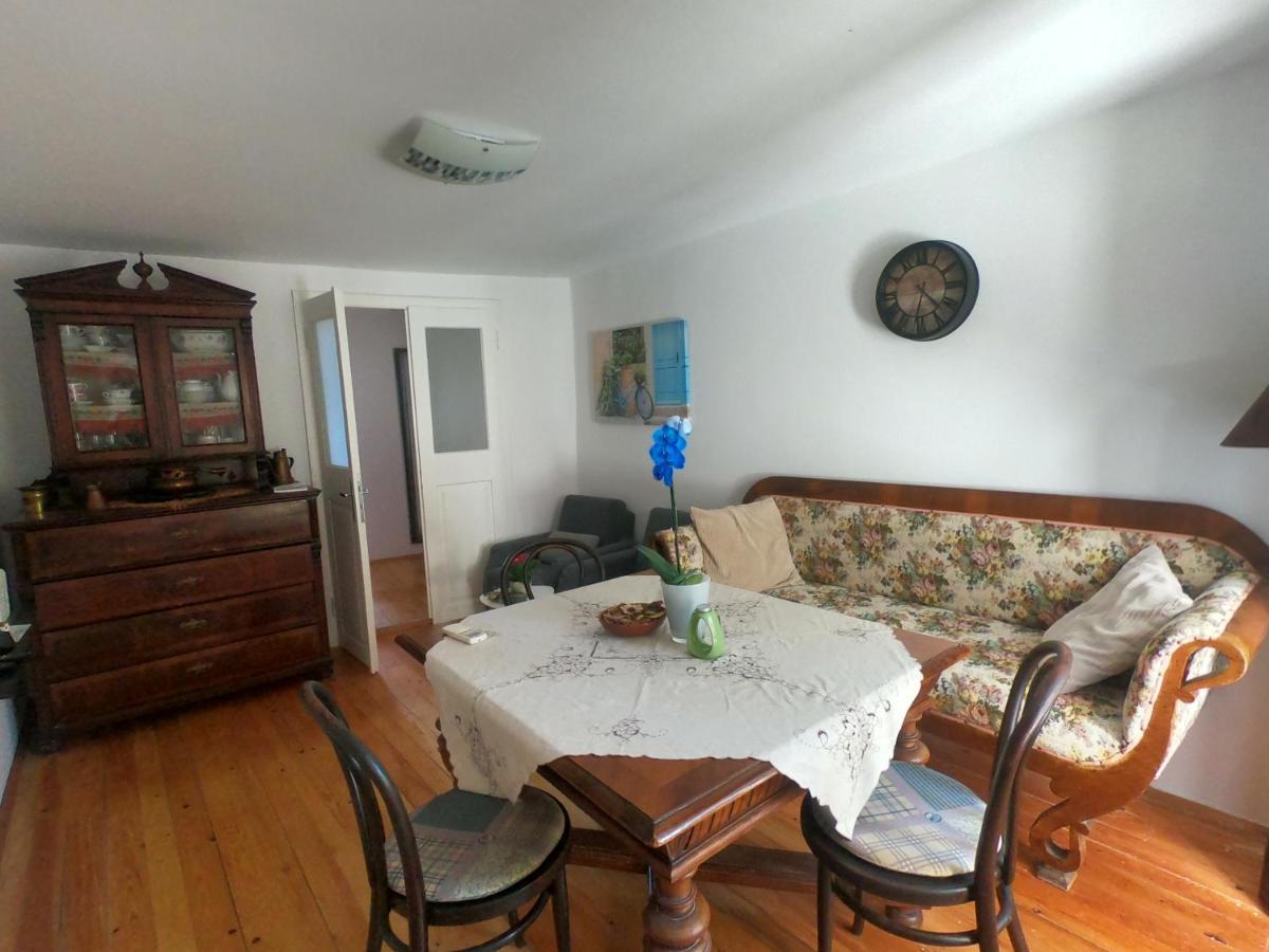 Apartment Dinka Baška Esterno foto