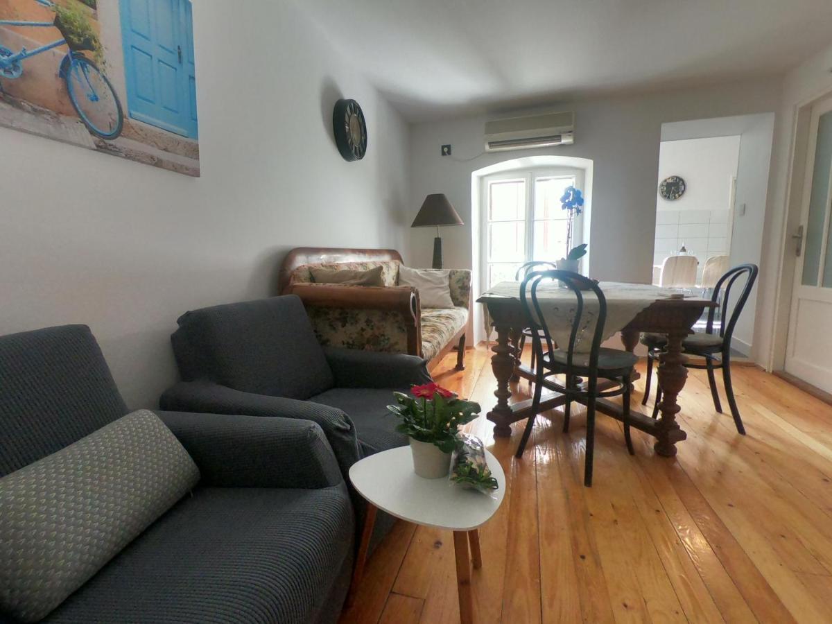 Apartment Dinka Baška Esterno foto